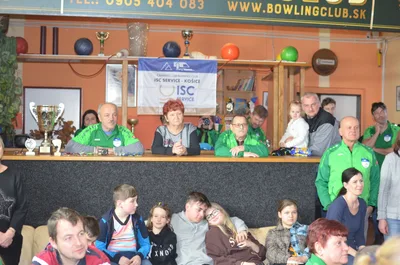 Bowling — 7